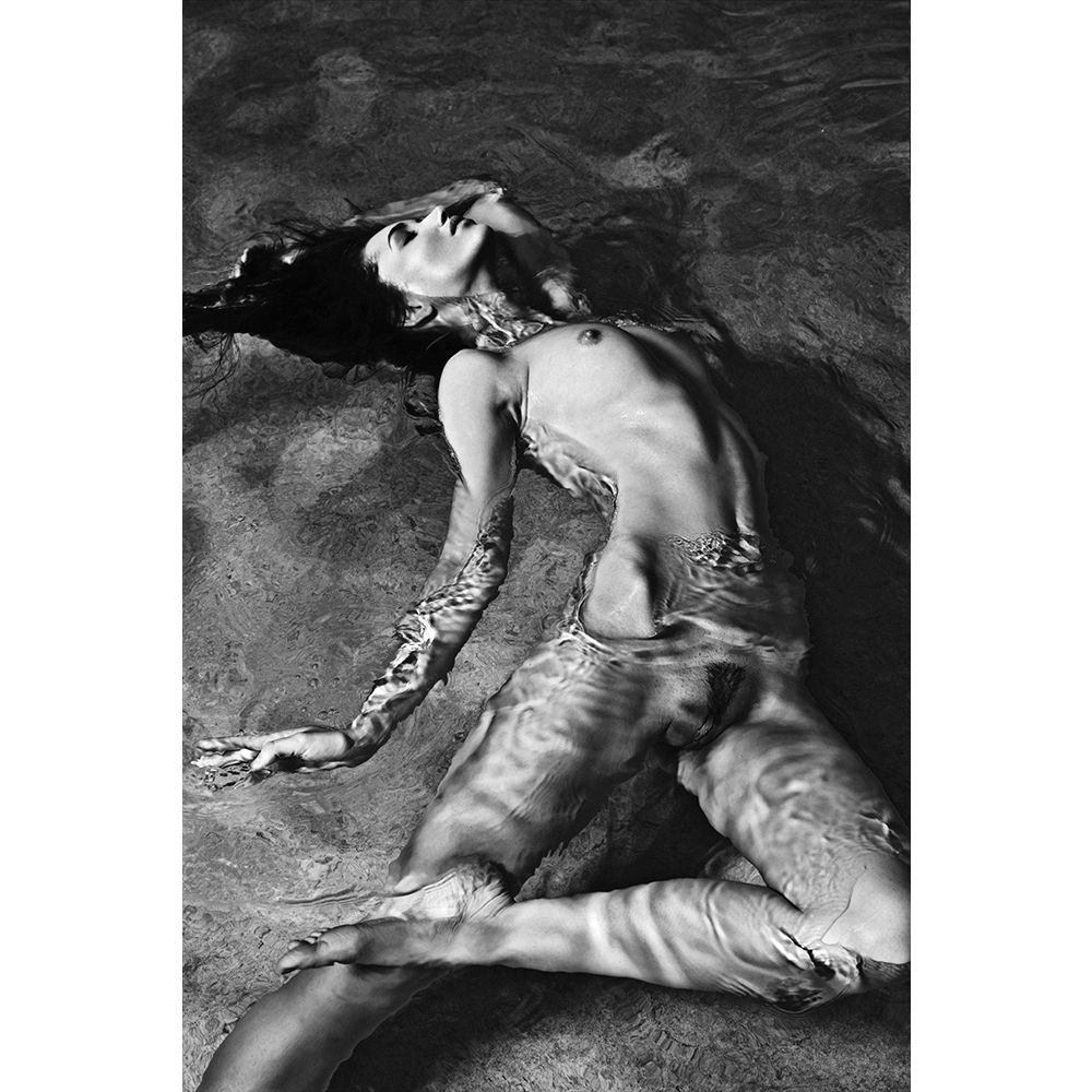 Nude wall art AMONG 907 22/50